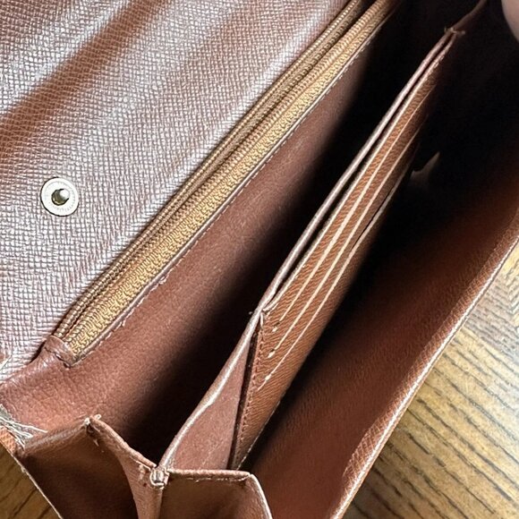 Louis Vuitton Monogram Wallet - Brown - Picture 4 of 8